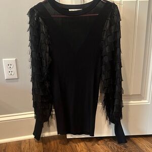 Vine & Love Black Textured Sleeve Blouse
